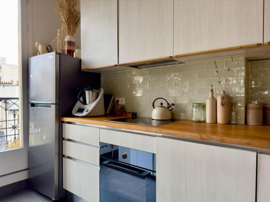 Appartement Magnifique 6p - 17eme *